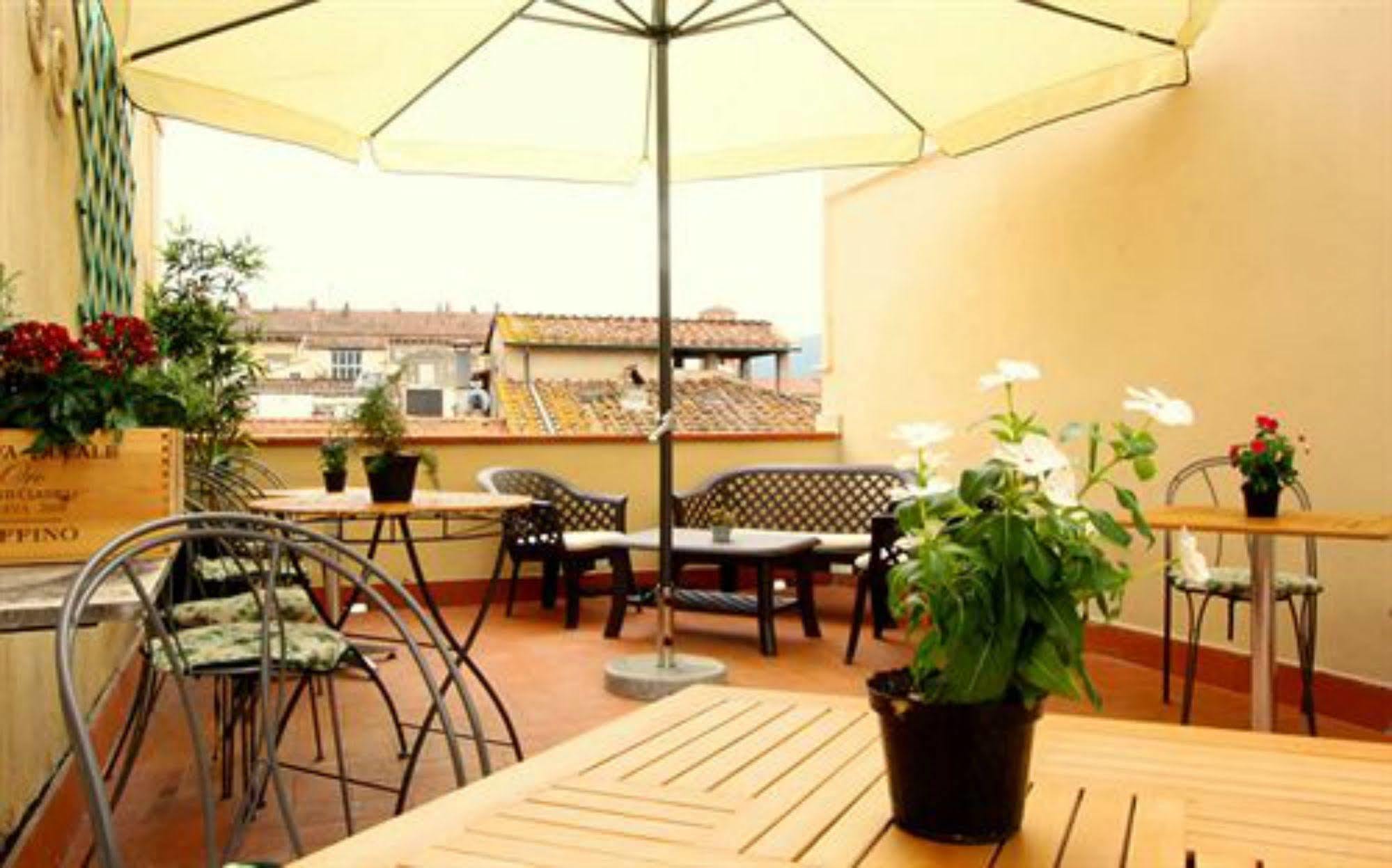 B&B Camera Con Vista Lucca Eksteriør bilde